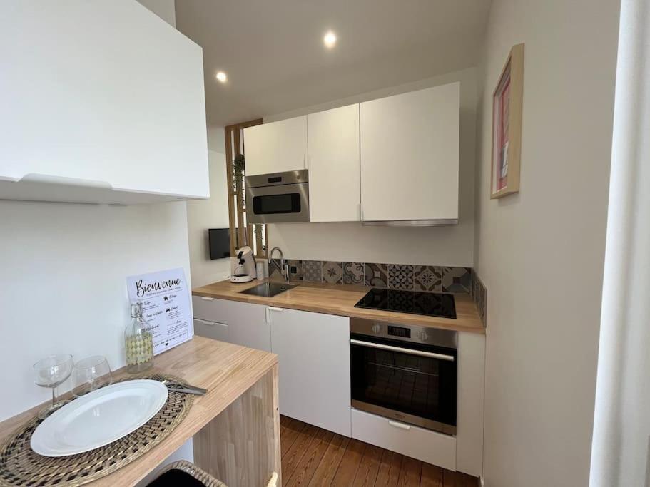 Studio Au Coeur De Caen-Renove Appartement Buitenkant foto